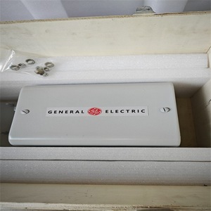สวิตช์จำกัดระยะ General Electric รุ่น IC9446B200FA105 สวิตช์โลหะอุตสาหกรรม ผลิตในสหรัฐอเมริกา - Product Image 3