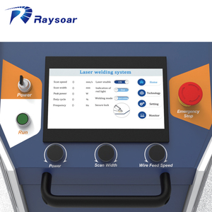 Machine de soudage et de nettoyage au laser portative refroidie par eau Raysoar 1200W 1500W 2000W avec source laser <span class=keywords><strong>à</strong></span> fibre Raycus - Product Image 3