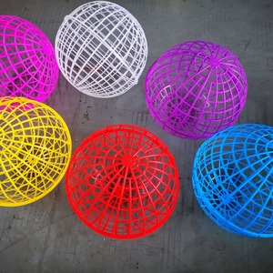 Gabbia di Protezione Arrotolabile in Plastica a Forma di Palla per Polli e Conigli e Piccoli Animali - Product Image 4