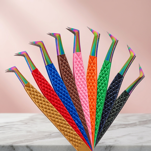 Juego de Pinzas para Pestañas de Acero Inoxidable de Precisión, Puntas Dentadas, Acabado Arcoíris, 8 Colores - Product Image 2