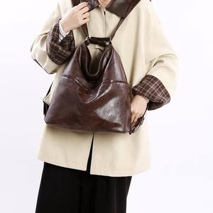 Offre Spéciale Grande Capacité Nouveau En Cuir Souple Épaule Bandoulière Fourre-Tout Sac À Dos De Luxe Sous Les Bras Femme Sacs À Bandoulière - Product Image 6