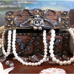 OEM Custom Luxury Small Size Multi Color Dungeons and Dragons Resin Pirate Mini <strong>Treasure</strong> Chest Jewelry <strong>Boxes</strong> - Product Image 5