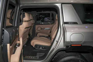 Niude Motors BYD Leopard 8 plug-in 2,0 T motor híbrido SUV motor dual 4wd Leopard 8 todoterreno híbrido SUV Coche - Product Image 4