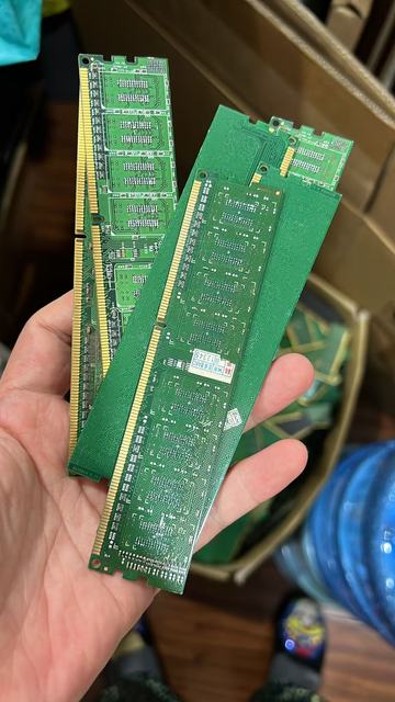 Used Damaged Non-working Ram Scrap Available at Low Wholesale Prices Ideal for Metal Processing Companies and Distributors