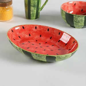 Plato Ovalado Moderno de Alta Gama para Pescado, Sandía o Fruta, Vajilla de Cerámica Pintada a Mano con Color Bajo Esmalte para Fiestas - Product Image 1