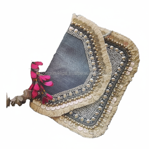 Bolso de mano de boda de noche de lujo para mujer 2023 bolso de cierre de cremallera con cuentas hecho a mano indio nueva colección Guru Kirpa Export - Product Image 1