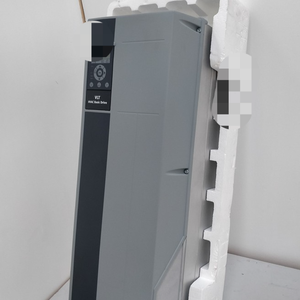 131n0202 Fc-101p30kt4e5wbrah3xaxxxxsxxxxwbraxbxcxxxxdx Neu Original Sofort Lieferbar Industrielle Automatisierung PAC Dediziert <span class=keywords><strong>P</strong></span> - Product Image 1