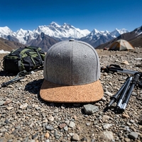 Cappello da Baseball in Feltro a 6 Pannelli con Visiera Piatta, Ricamato, Regolabile con Fibbia in Metallo, per Golf, Outdoor, Trekking, Classico e Resistente
