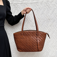 Sac fourre-tout tissé tendance pour femme, sac à bandoulière portable, design vintage, sac à bandoulière tressé pour femme, sac à main décontracté pour tous les jours