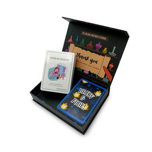Gioco di Carte Personalizzato a Due Mazzi 'Brew & Fool' con Confezione Tematica - Product Image 1