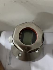 เซ็นเซอร์วัดระดับไฮโดรสแตติก Endress Hauser E H Deltapilot M FMB50 ระดับ 4-20mA Hart พร้อมจอแสดงผล - Product Image 4