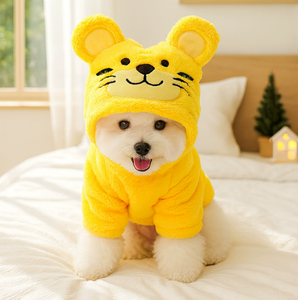 Hoodie Hewan Peliharaan Premium Berbahan Polyester Lembut, Ramah Lingkungan, dan Nyaman untuk Anjing dan Kucing, Cocok untuk Dipakai Sehari-hari di Cuaca Dingin - Product Image 2