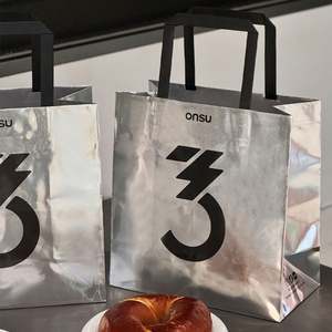 Custom Eco-Friendly Biodegradable Recyclable <b>Mirror</b> Bright Silver Card Personalized Commercial <b>Paper</b> Bag Bakery Takeaway - Product Image 4