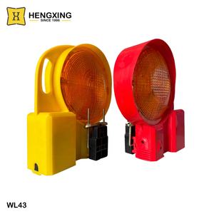 <span class=keywords><strong>Clignotant</strong></span> à piles de l'usine chinoise 6V <span class=keywords><strong>Clignotant</strong></span> portatif Voyant d'obstacle Route LED Barricade <span class=keywords><strong>Clignotant</strong></span> - Product Image 4
