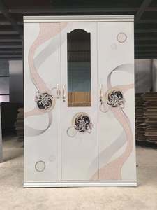 خزانة ملابس هندية من الفولاذ المعدن لها 3 أبواب أثاث منزلي أنيق خزانة ملابس هندية من الفولاذ المعدني لغرفة النوم بألوان عصرية مخصصة - Product Image 5