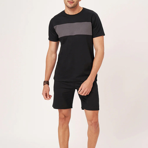 ชุดเสื้อยืดและกางเกงขาสั้นผู้ชายราคาถูก ผลิตจากโรงงาน รับผลิตตามแบบ คุณภาพสูง ระบายอากาศได้ดี เหมาะสำหรับฤดูร้อน - Product Image 2