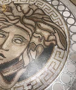 YUSHI Best Seller Artistic Splicing tessere di mosaico di marmo personalizzabili piastrelle per pavimenti in pietra naturale per la decorazione interna ed esterna - Product Image 3