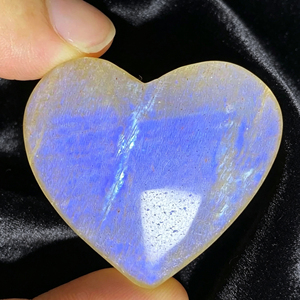 Wholesale Polished <b>Crystal</b> Heart Gemstone Drillable Pendant Beads Gift DIY <b>Crystal</b> Bracelet Healing Wicca Ritual Home Decor - Product Image 4