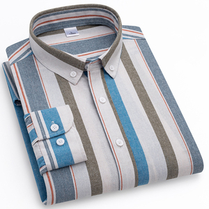 <span class=keywords><strong>Camicia</strong></span> Casual da <span class=keywords><strong>uomo</strong></span> autunno stile americano <span class=keywords><strong>blu</strong></span> scuro <span class=keywords><strong>a</strong></span> maniche lunghe <span class=keywords><strong>a</strong></span> <span class=keywords><strong>righe</strong></span> bianche <span class=keywords><strong>a</strong></span> maniche lunghe realizzata in puro cotone tinta unita - Product Image 6