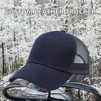 Casquette Trucker Ajustable 6 Panneaux en Sergé Haute Qualité Personnalisée avec Patch en Cuir, Motif Lettres et Boucle Or Cuivre – Caractéristique Tissu Commun
