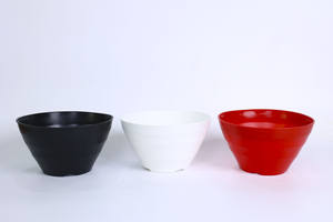 Collection de pots de jardin en plastique colorés en gros |   Jardinières à suspendre pour balcon certifiées BSCI amfori - Product Image 2