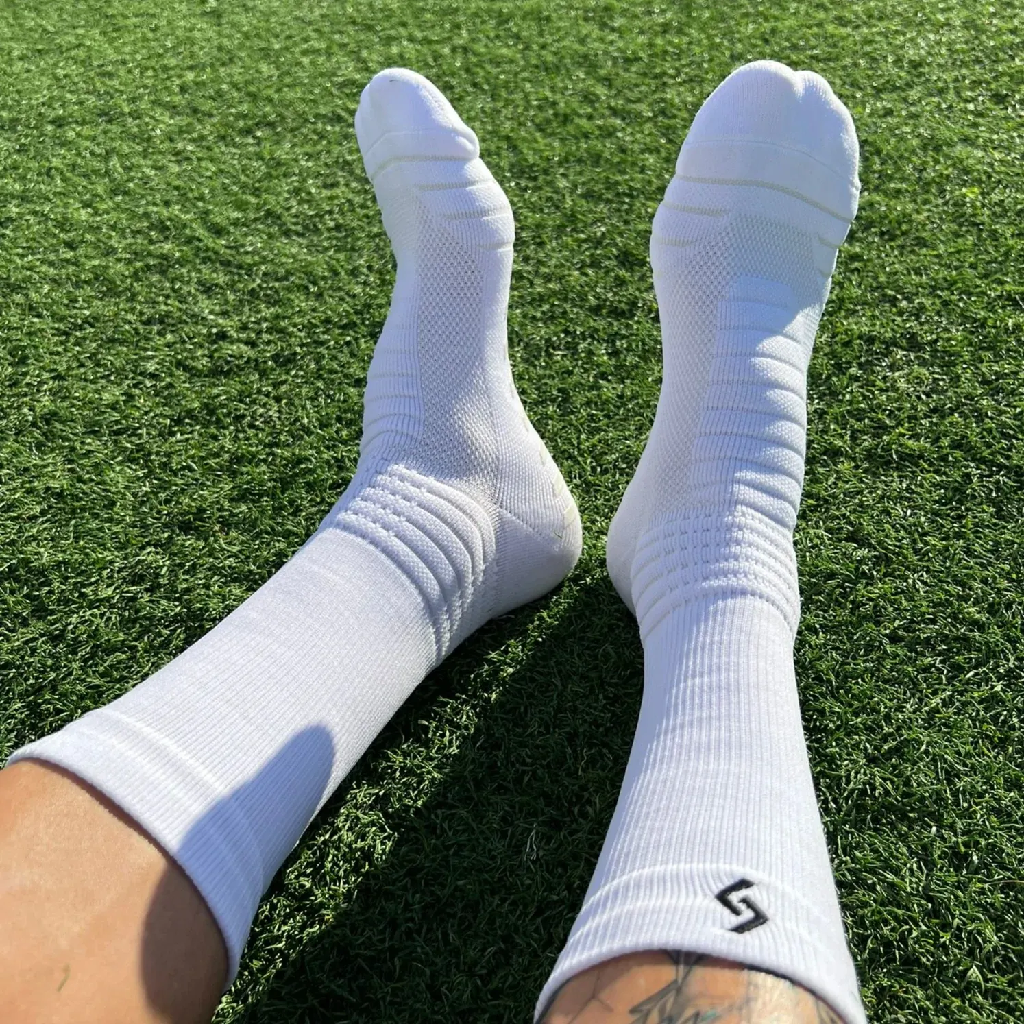 Custom Soccer Football Socks Grip Anti Slip Sport Crew Socks Made in China