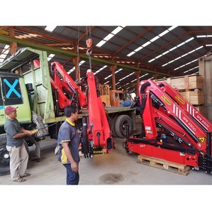 PALFINGER SPK6500 Grue articulée 3,3 tonnes, portée hydraulique pliable de 9,6 m, moment de levage de 5,8 tonnes pour l'entreposage et la logistique - Product Image 3