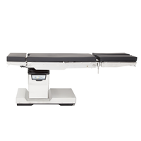 Table chirurgicale orthopédique en fibre de carbone radiotransparente pour la chirurgie de la colonne vertébrale et des traumatismes avec accès à un bras en C à colonne latérale unique