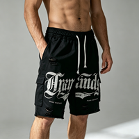 Shorts noirs déchirés style streetwear gothique imprimé, ourlet déchiré, pour hommes, décontractés d'été, vente en gros par lot