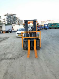 Chariot élévateur diesel <span class=keywords><strong>TCM</strong></span> d'occasion de 3,5 tonnes pour le transport en entrepôt, machines de terrassement pour la construction d'ingénierie - Product Image 3