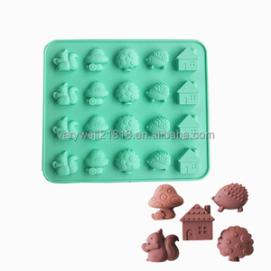 <span class=keywords><strong>Moule</strong></span> à glaçons en silicone de qualité alimentaire coloré personnalisé pour la cuisson et la congélation sur le thème de l'automne en silicone pour <span class=keywords><strong>maison</strong></span> des champignons et des écureuils - Product Image 2