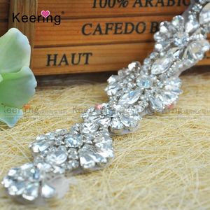 Petite OrderQuantiy Ruban Fleur-forme Décoratif Cristal Embellissements Garniture pour Robes De Mariée; Peut Être Gule et WRA-996 De Fer - Product Image 2