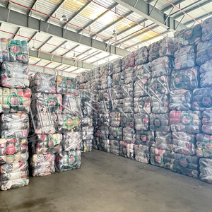 Nhà Máy Ban Đầu Bán Buôn Mùa Thu Phụ Nữ Thời Trang Hàn Quốc Phong Cách Crop <span class=keywords><strong>Top</strong></span> Dệt Kim Áo Len Hỗn Hợp Mã Biểu Tượng Bale Của Sử Dụng Quần Áo - Product Image 5