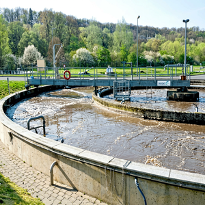 Circular <b>Sludge</b> Thickener Waste Treatment Machinery Secondary Sedimentation Tank 500L/Hour 220V/380V Voltage for Treatment - Product Image 1