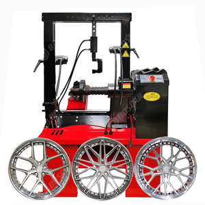 Machine de redressage et de réparation de jantes en aluminium à trois cylindres avec grue automatique à 3 pièces - Product Image 1
