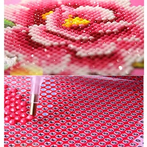 SONGWOO Kit de Peinture Diamant Complet : Château Européen Romantique, Rose et Femme, Style Dame Noble Vintage - Product Image 3