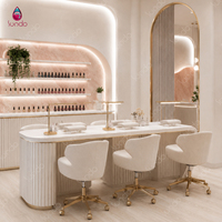 Mobilier de salon de beauté, design intérieur personnalisé pour toute la pièce, station de manucure, décoration et rénovation de salon de coiffure tout-en-un