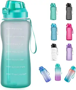 Garrafas de água motivativas de plástico, garrafas de água da moda com 2.2 litros/64 oz personalizadas com marcações