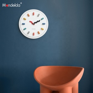 Horloges murales Mandelda Modern Vintage Games pour la décoration de la maison, horloge murale rétro 3D minimaliste, modèles d'horloges colorées, Chine - Product Image 4