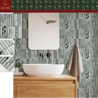 Mosaïque murale et de sol en marbre GOLDKING, design moderne vert, gris et blanc, sur mesure pour projets hôteliers et commerciaux