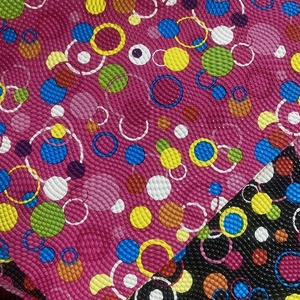 Impression de matériel de pu <span class=keywords><strong>y</strong></span> <span class=keywords><strong>pvc</strong></span> de cuero rexine para fabricar bolsos colgantes con diferentes colores <span class=keywords><strong>y</strong></span> disenos. - Product Image 6