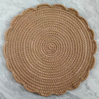 Napperons tissés tressés à la main en herbe naturelle Dîner Mariage Chargeur Assiette tapis de table