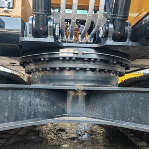 Excavadora de cadenas SANY SY365H usada, 36 toneladas, excavadora hidráulica china, maquinaria de construcción y minería de alta resistencia, en buen estado de funcionamiento. - Product Image 5