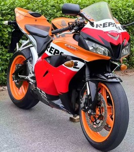 <span class=keywords><strong>Moto</strong></span> sportive haute performance Honda1 CBR600 <span class=keywords><strong>600cc</strong></span> à quatre cylindres en ligne refroidie par liquide avec injection électronique - Product Image 2
