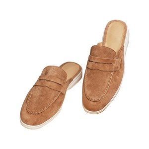 Pantuflas de hombre con suela de cuero y parte superior de piel de oveja lijada, cómodas y casuales, con forro de piel sintética. - Product Image 5