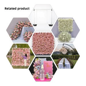 Muro de flores artificiales con rosas rosadas y Paniculata, perfecto para fondos de recepciones de boda y decoración de eventos. - Product Image 2