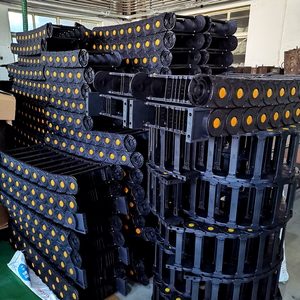 Catena portacavi in plastica CNC per la protezione del cavo della pista del cavo catene portacavi - Product Image 1