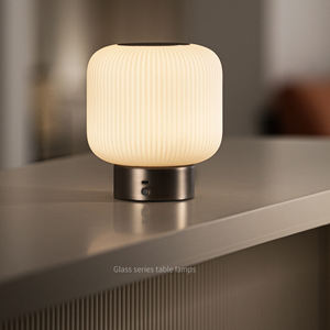 Lámpara de Mesa Recargable con Sensor Aisilan Serie Austri, Diseño de Cubo de Azúcar, Forma de Guijarro, Lámpara de Escritorio Inteligente con Atenuación Táctil - Product Image 6