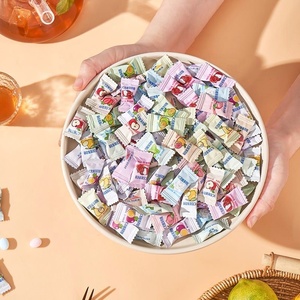 Vente en gros de pastilles à mâcher sans sucre avec vitamine C, saveurs de fruits <span class=keywords><strong>et</strong></span> de fleurs assorties, pour boîte de poche <span class=keywords><strong>et</strong></span> marque privée OEM - Product Image 2