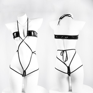 Prachtige Halloween bikiniset met haltervleugels van lakleer, zwart sexy spookkostuum voor dames - Product Image 6